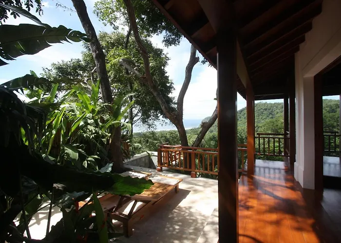 Lodge Canta La Rana